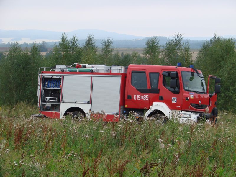 CIĄGNIK W OGNIU - OSP Swieriawa